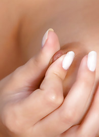 Sophia Santi Photo 11