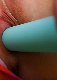 Samantha Ryan Photo 10