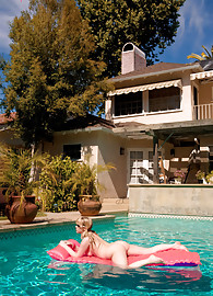 Malloy Martini Photo 15