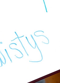 Maggie Green Photo 13