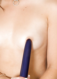 Barbie Addison Photo 7