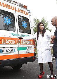 Valentina Nappi Photo 10