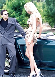 Nicole Sheridan Photo 1