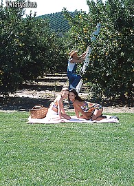 Adriana Sage Photo 1