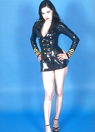 Dita Von Teese Photo 5