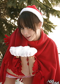 Ariel Rebel Photo 11