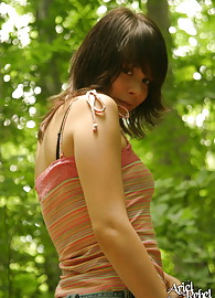 Ariel Rebel Photo 10