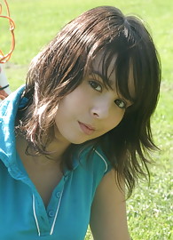 Ariel Rebel Photo 12