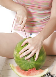 Ariel Rebel Photo 11