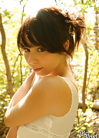 Ariel Rebel Photo 15