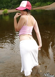 Ariel Rebel Photo 12