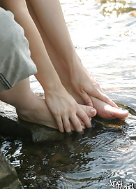 Ariel Rebel Photo 10