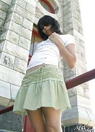 Ariel Rebel Photo 10