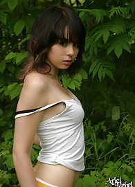 Ariel Rebel Photo 1