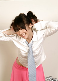 Ariel Rebel Photo 9