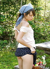 Ariel Rebel Photo 2