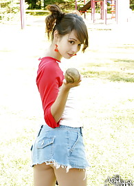 Ariel Rebel Photo 10