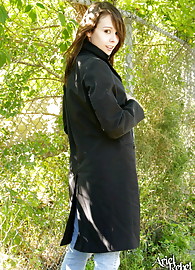 Ariel Rebel Photo 14