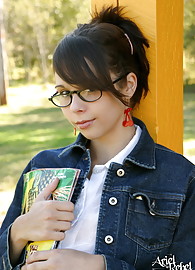 Ariel Rebel Photo 15