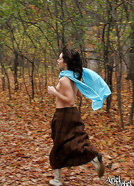 Ariel Rebel Photo 10