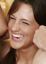 Ariel Rebel Photo 12