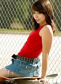 Ariel Rebel Photo 15