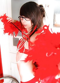 Ariel Rebel Photo 5
