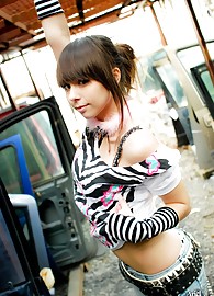 Ariel Rebel Photo 11