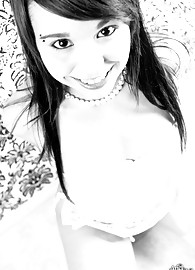 Ariel Rebel Photo 10