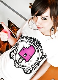 Ariel Rebel Photo 10