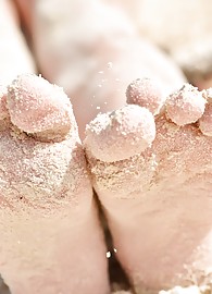 Ariel Rebel Photo 11