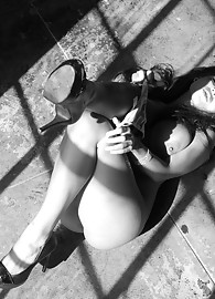 Yurizan Beltran Photo 6