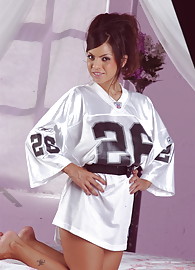 Yurizan Beltran Photo 3