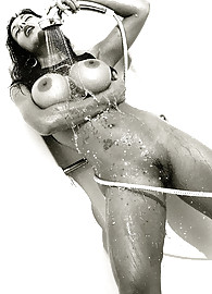 Nina Mercedez Photo 14