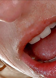 Courtney Cummz Photo 15