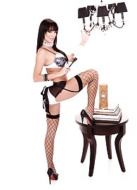 Alektra Blue Photo 9