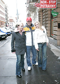 Cindy Dollar Photo 1