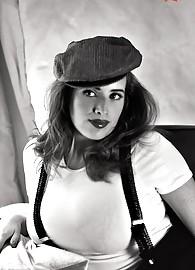 Maggie Green Photo 14