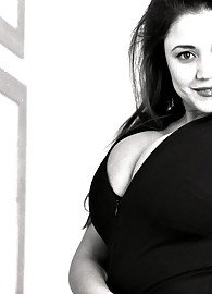 Miriam Gonzalez Photo 9