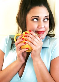 Miriam Gonzalez Photo 5