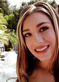 September Carrino Photo 10