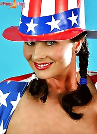 Taylor Kennedy Photo 4