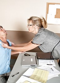 Jezebel Jones Photo 6