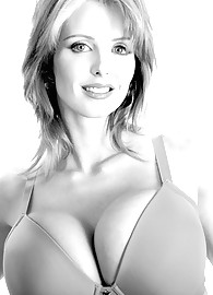 Brandy Robbins Photo 3