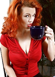 Danielle Riley Photo 1