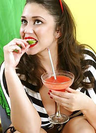 Miriam Gonzalez Photo 1