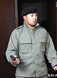 Savannah Stern Photo 8