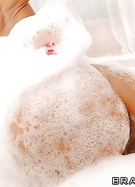 Francesca Le Photo 9