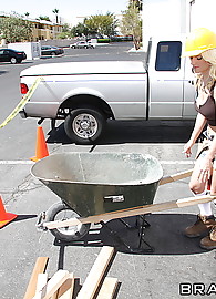 Haley Cummings Photo 7