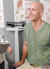 Brianna Blair Photo 10